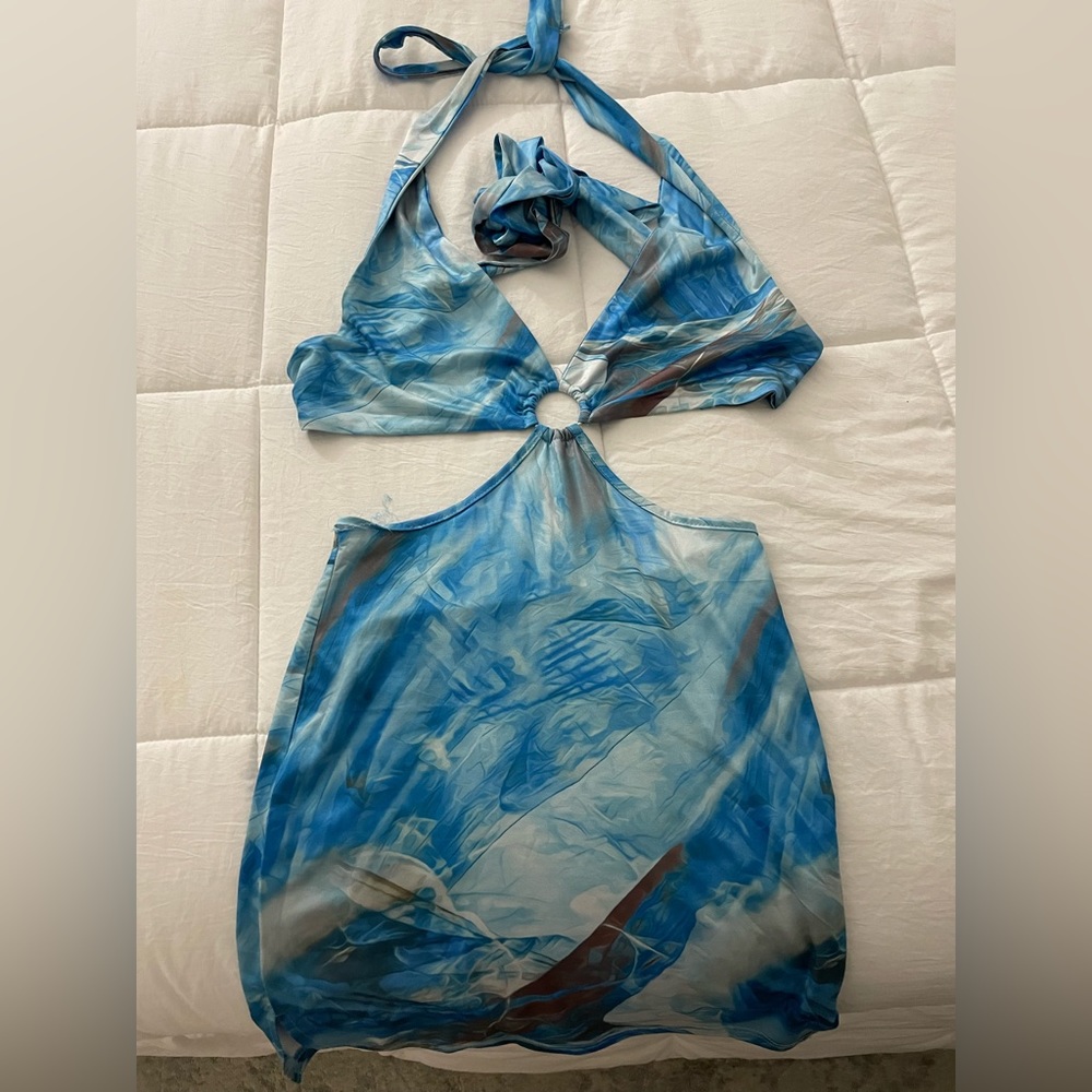 Blue backless mini dress